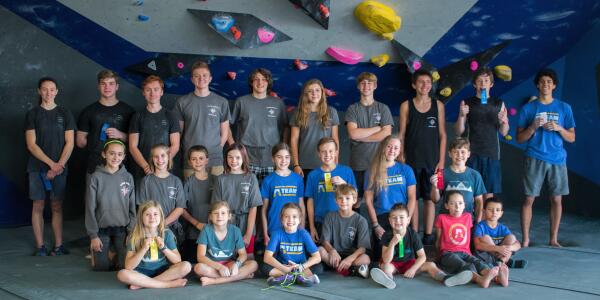 2017-usac-bouldering-local-rustbelt-ascend-pittsburgh-10717-usac24-0.jpg